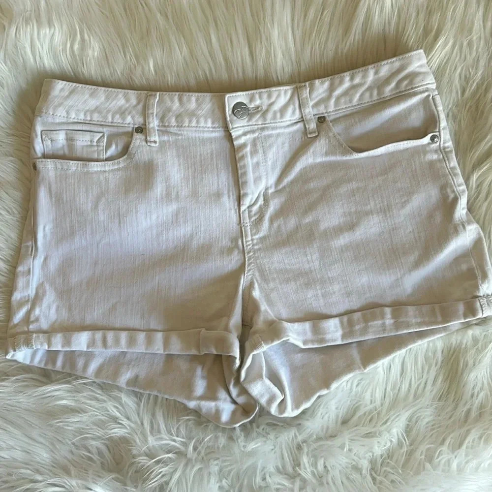Jessica Simpson white jean shorts size 30 denim